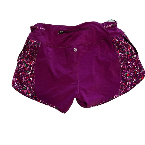 Lululemon Athletica Speed Up Purple Mosaic Shorts - Picture 2 of 9